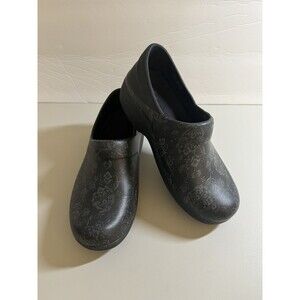 Crocs 205385-0ZC Women’s Clog Neria Pro II Floral size 10 Black Nursing EUC
